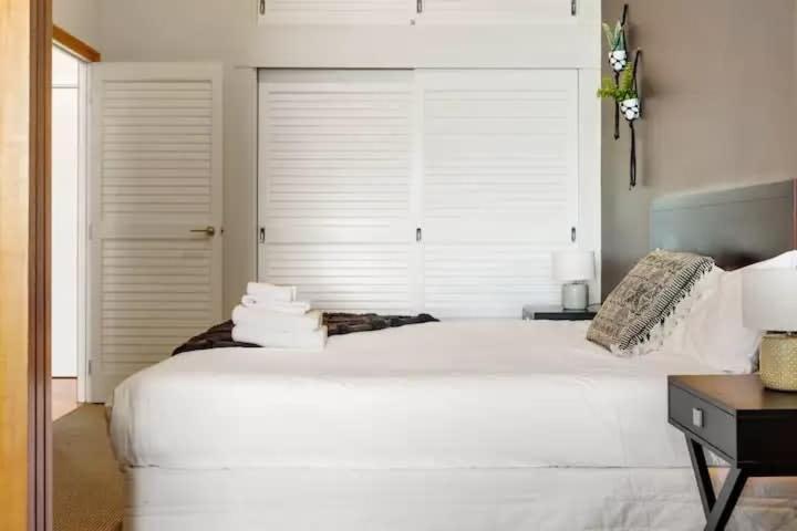 Relaxing Sea Wharf View Apartment โอ๊คแลนด์ ภายนอก รูปภาพ
